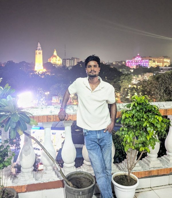 Archit Verma at Hazratganj, Lucknow
